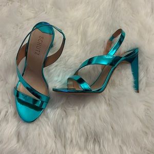 Brand new heels - SCHUTZ